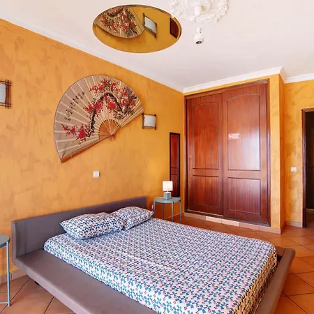 Calipso Villa